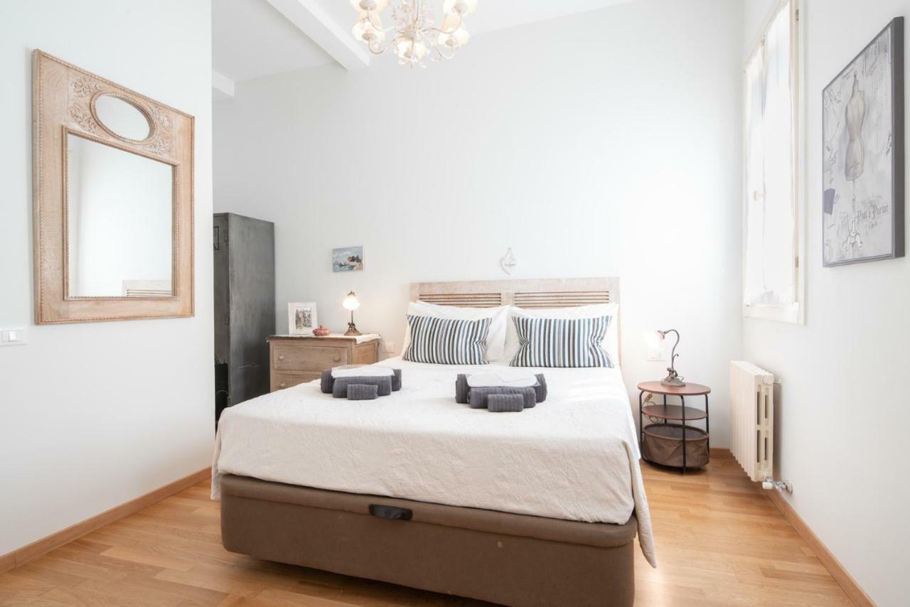 Casa Claudia Ai Frari Apartment Venice Exterior photo